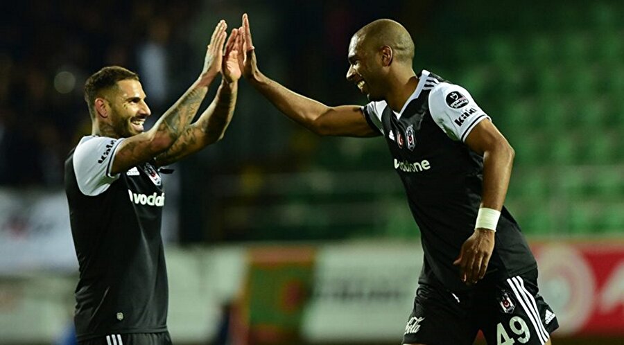 Beşiktaş taraftarlarına kötü haber: O da gidiyor!
