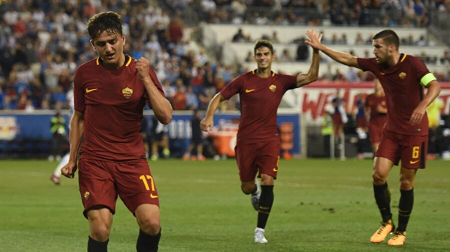 Roma'nın en iyi genç oyuncusu Cengiz Ünder oldu