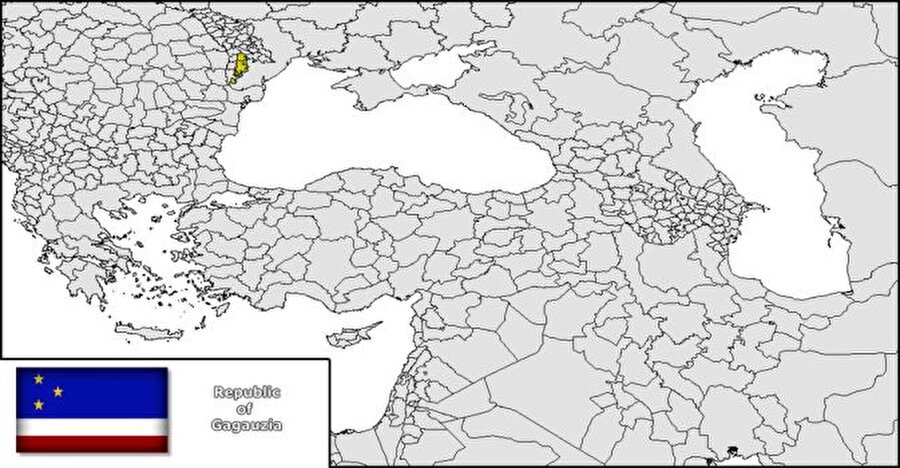 
                                    
                                    
                                    
                                    
                                    
                                    
                                    
                                    Gagavuzya Özerk Bölgesinin yüzölçümü 1.850 kilometrekaredir. Gagavuzya’da; Komrat, Çadır-Lunga, Vulkaneşti olmak üzere üç büyük kenti vardır. İdari merkez Komrat'tır. 

  
Gagavuzya’da yönetim, Moldova Cumhuriyeti Anayasası, “Gagavuz Yeri Özel Hukuki Statüsü” Kanunu, Gagavuz Ana Kanunu ve Gagauz Halk Topluluğunun olmak üzere 4 erkin çıkardığı yerel kanunlara göre yürütülmektedir.
                                
                                
                                
                                
                                
                                
                                
                                
