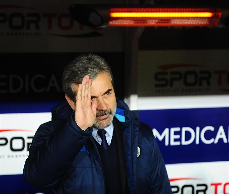 Fenerbahçe'de 2 yıldız kadro dışı