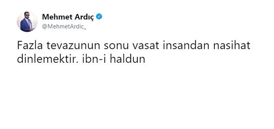 Mehmet Ardıç

                                    
                                    Koskoca adamsın, Twitter'da 60.000 takipçin var, bir de mavi tik almışsın almışsın ama işte...
                                
                                