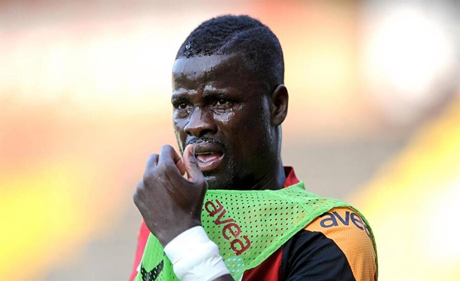Eski kız arkadaşı Eboue'ye büyü yapmış!