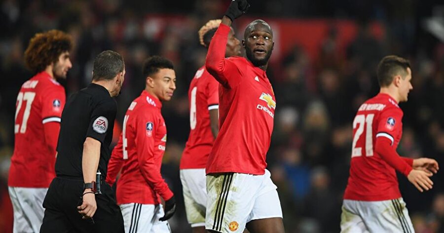 Manchester United kupada tur atladı