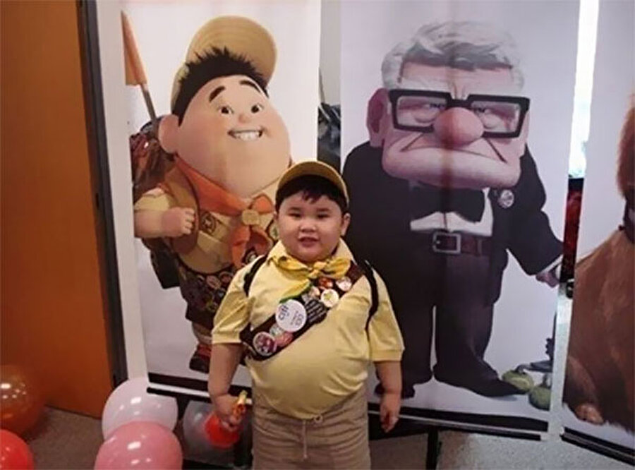 En iyi Russel (Up filminden)

                                    
                                    
                                
                                