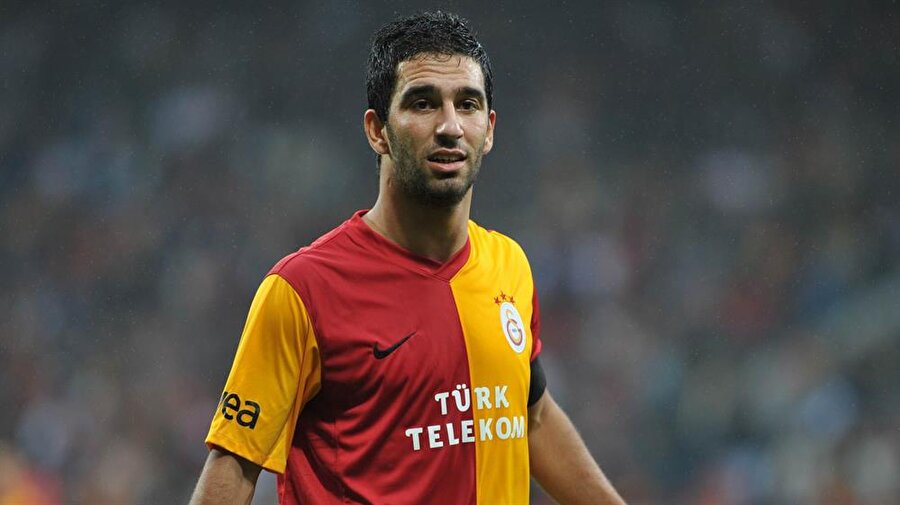 2006-2007 sezonunda Galatasaray'a dönen Arda Turan ortaya koyduğu futbolla sarı-kırmızılı ekibin vazgeçilmezleri arasında yer almaya başladı.