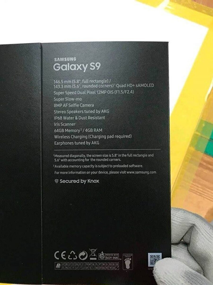Samsung'ta sızıntı var: Galaxy S9'un tüm özellikleri ortaya çıktı!

                                    
                                    
                                    Bir Reddit kullanıcısının kendine ait sayfa üzerinde paylaştığı görsellerde Samsung'un önümüzdeki ay içerisinde tanıtacağını açıkladığı yeni amiral gemisinin görüntülerine yer verildi. Galaxy S9'un kutu görselinde yazan bilgilere göre Galaxy S9 kusursuz bir kamerayla gelecek.
                                
                                
                                