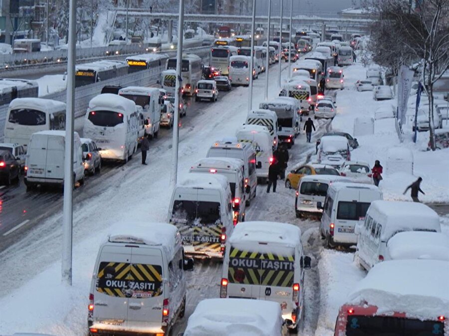 İstanbul'a kar geliyor