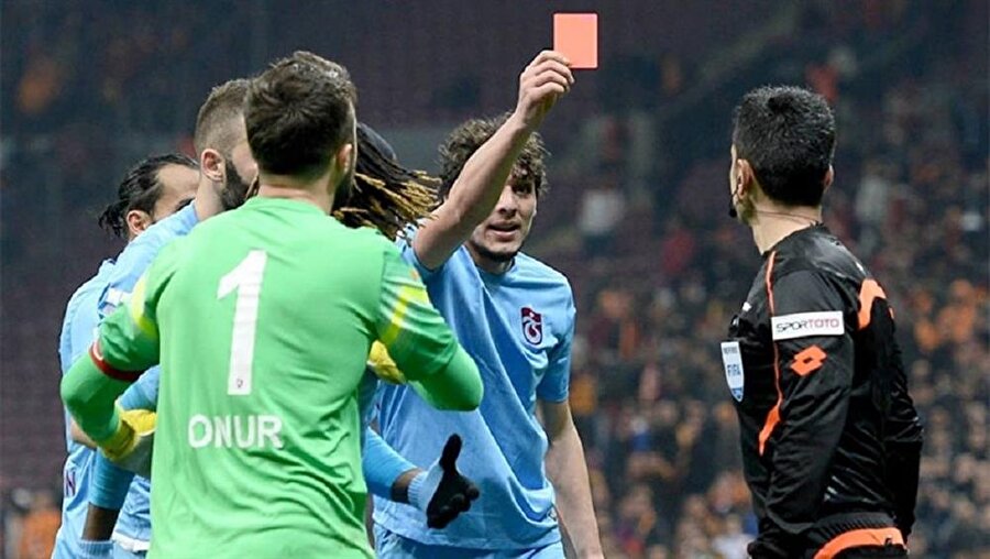 Salih Dursun'un 'kırmızı kart' gösterdiği hakem hakkında flaş karar