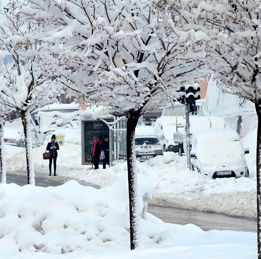 Meteoroloji İstanbul için tarihi verdi: Kar geliyor

                                    
                                    Meteoroloji; İstanbul ve çevresinde bugün sıcaklıkların yükseleceğini, pazar gününden itibaren de şehirde kar yağabileceğini duyurdu.
                                
                                