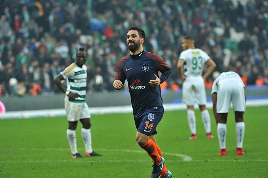 Galatasaray taraftarı Arda Turan'ı zayıf tarafından vuracak!