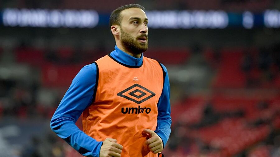 ​Cenk Tosun'un ilk 11'deki yeri sallantıda
