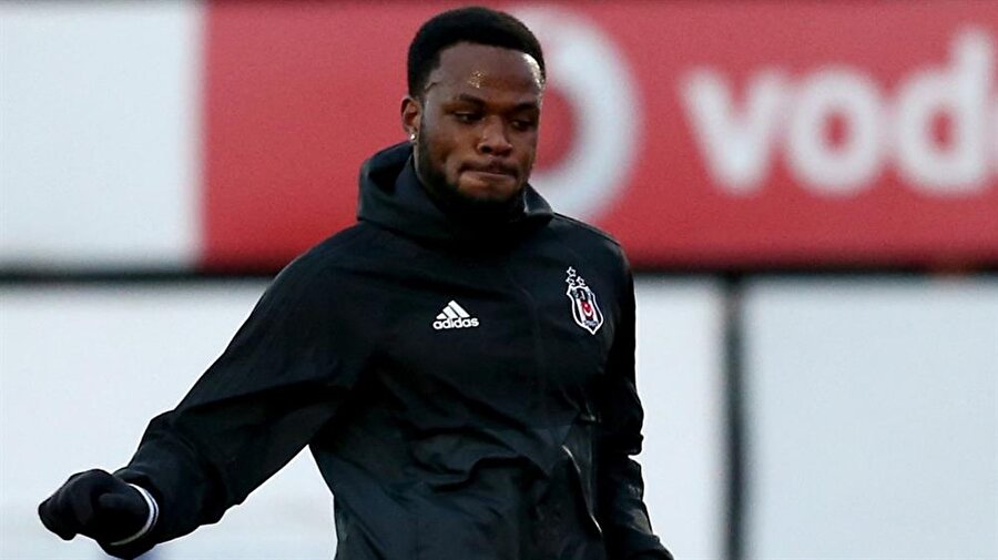 Beşiktaş'ta Larin sorunu çözüldü