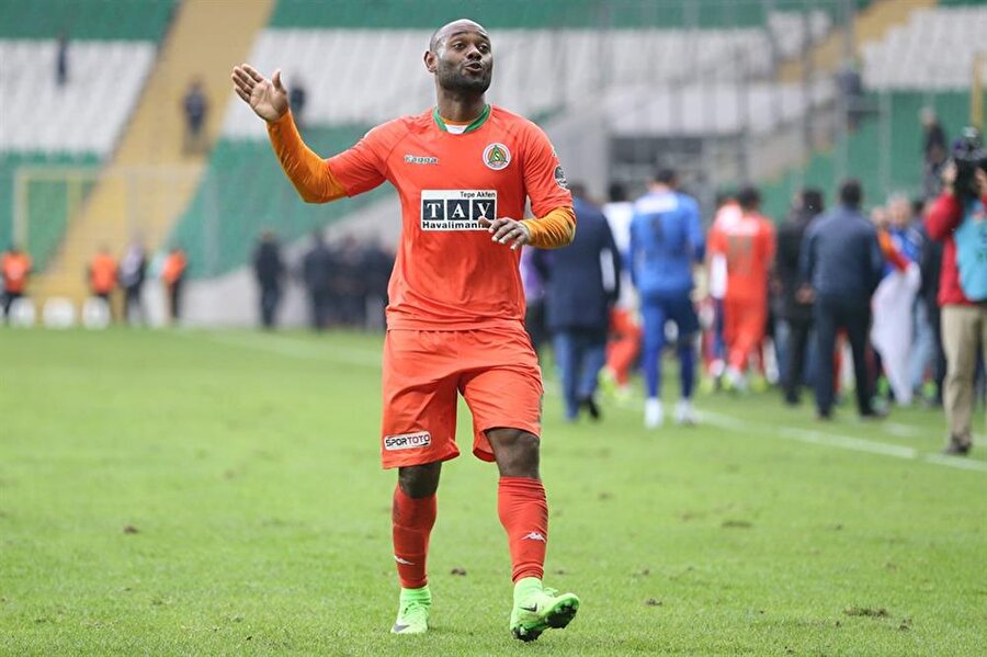 Vagner Love hakkında flaş karar