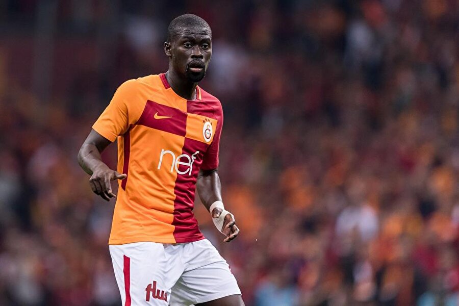 Ndiaye Galatasaray'ı sildi