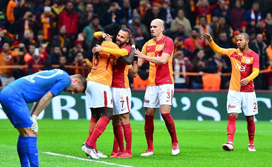 Galatasaray maç fazlasıyla lider
