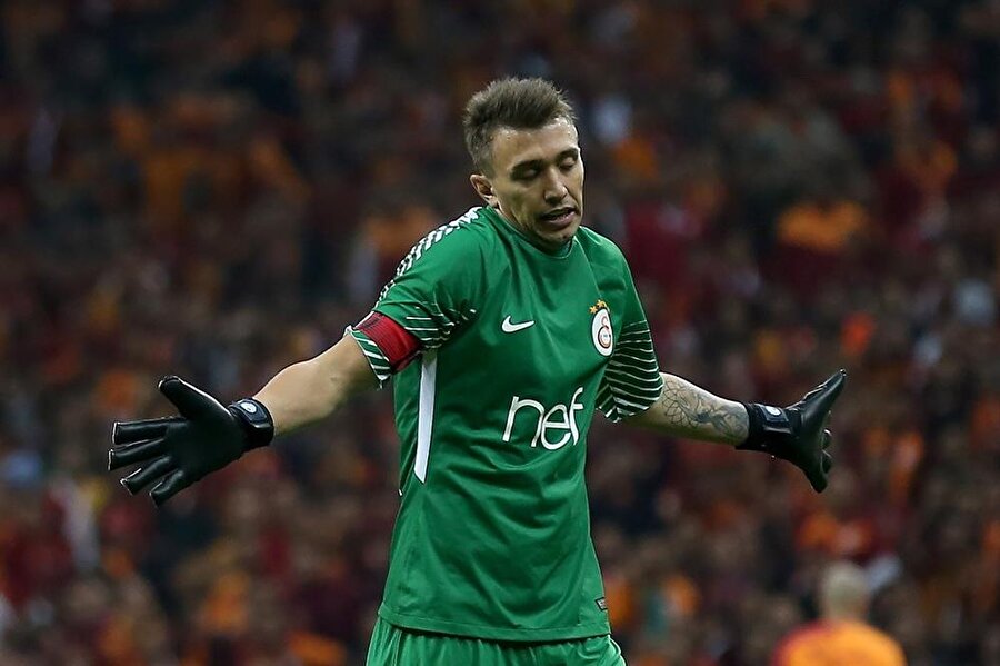 Sivas deplasmanında Muslera'dan kritik hata!