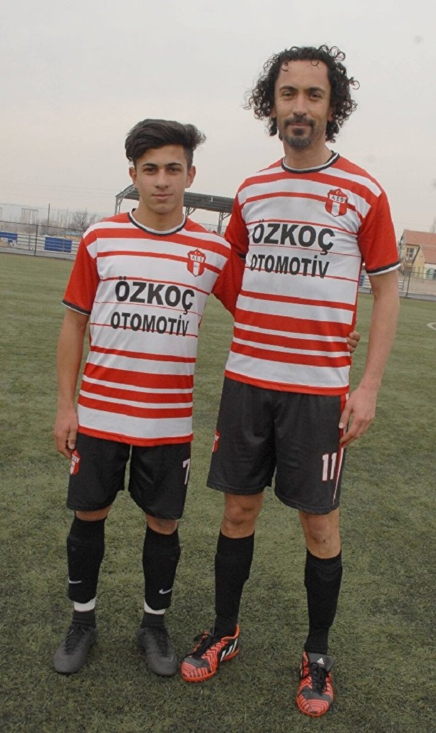 Yok artık! iki futbolcu arasındaki yaş farkı şaşırttı