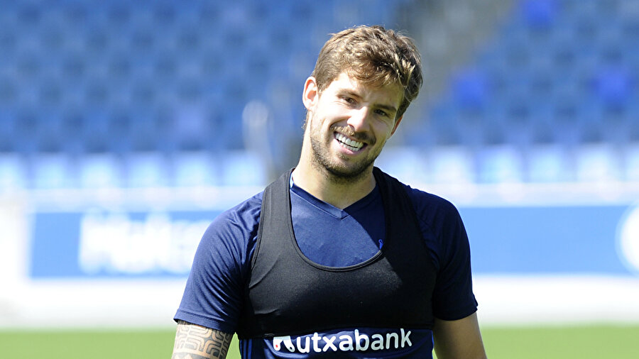 Inigo Martinez
İspanyol futbolcu Real Sociedad'tan 32 milyon Euro'ya Athletic Bilbao'ya transfer oldu.