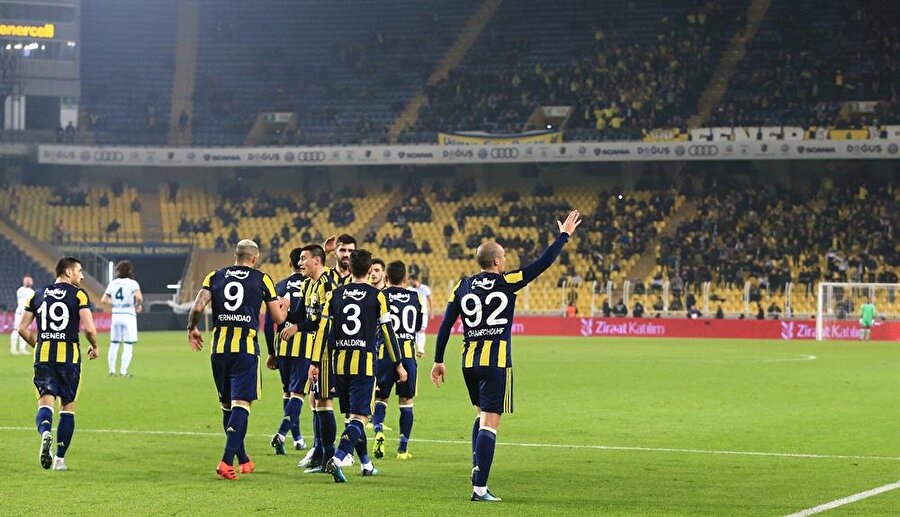 Fenerbahçe maçında 2 yönetici gözaltına alındı