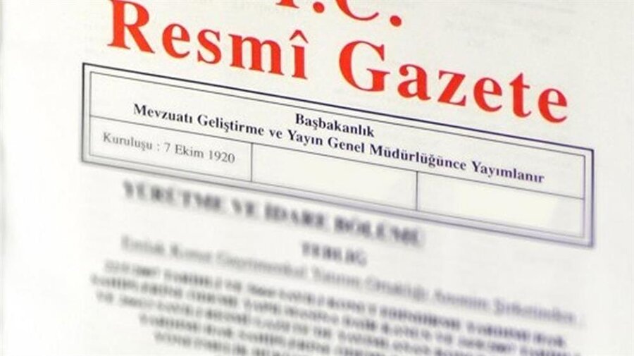 Çok sayıda bürokrat görevden alındı