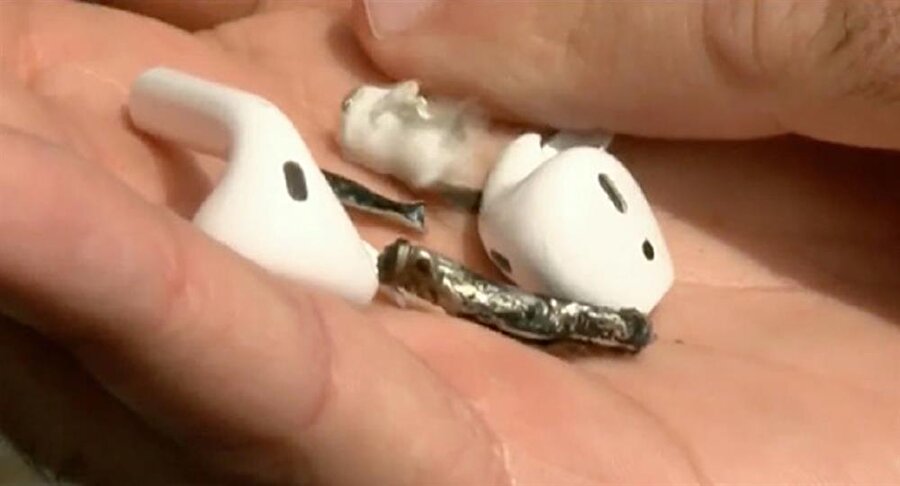 apple airpods
