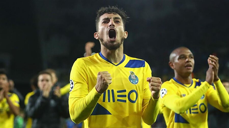 AlexTelles