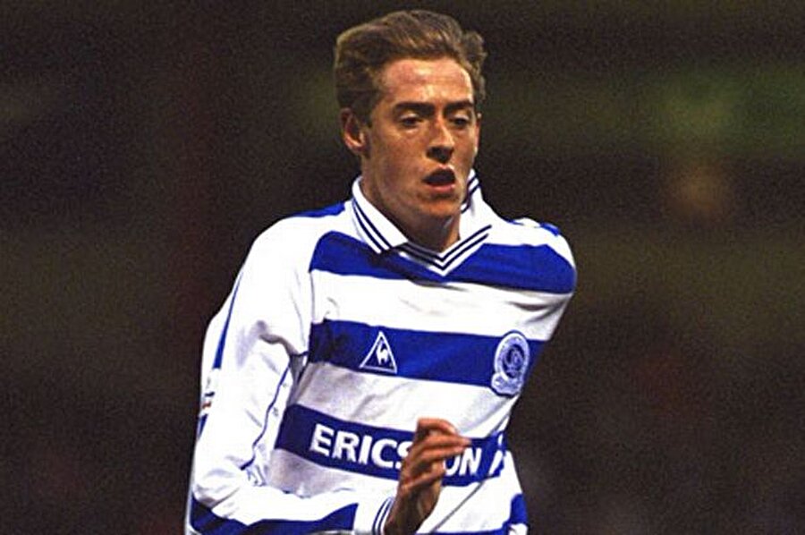 2000'de sırasıyla Dulwich Hamlet ve IFK Hässleholm'de kiralık olarak forma giyen Crouch ardından Queens Park Rangers'a imza attı. 