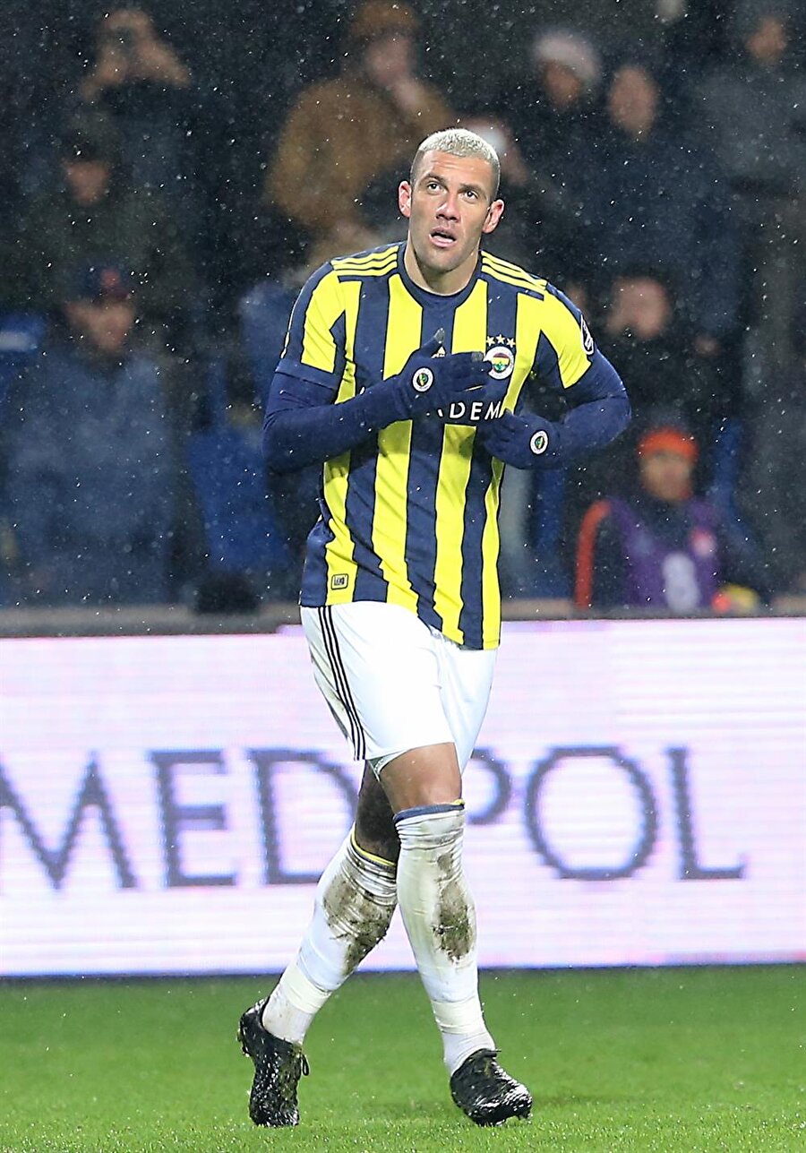 Fernandao taraftarın gönlünü çaldı