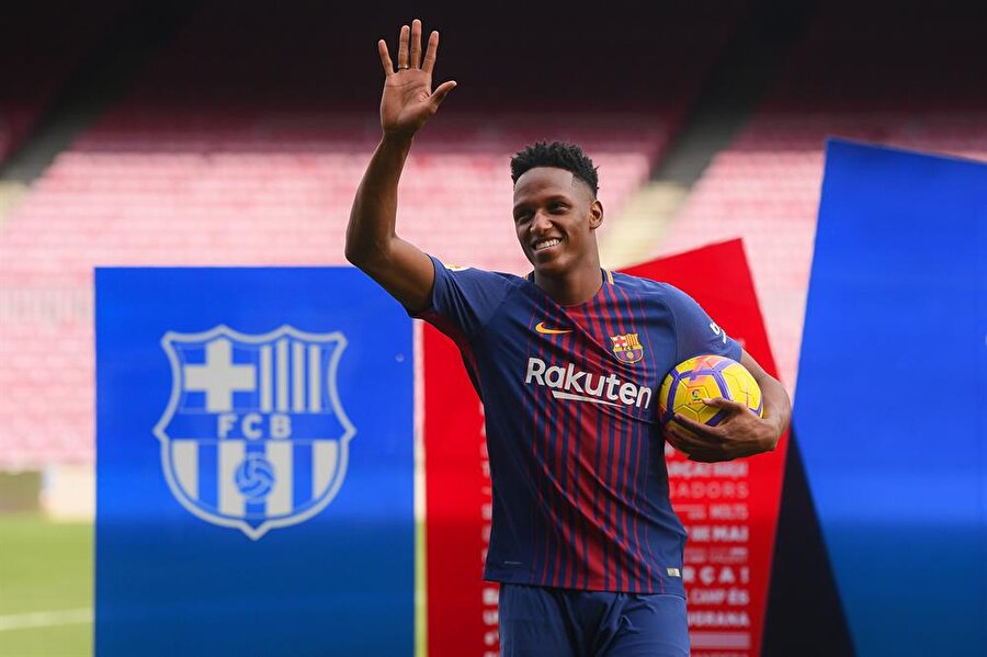 Barcelonalı Mina Beşiktaş'ın kapısından dönmüş!