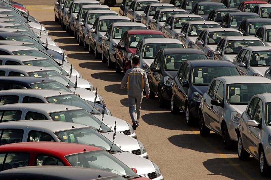 ​İkinci el otomobil alacaklar dikkat! Bugün yeni kurallar geldi