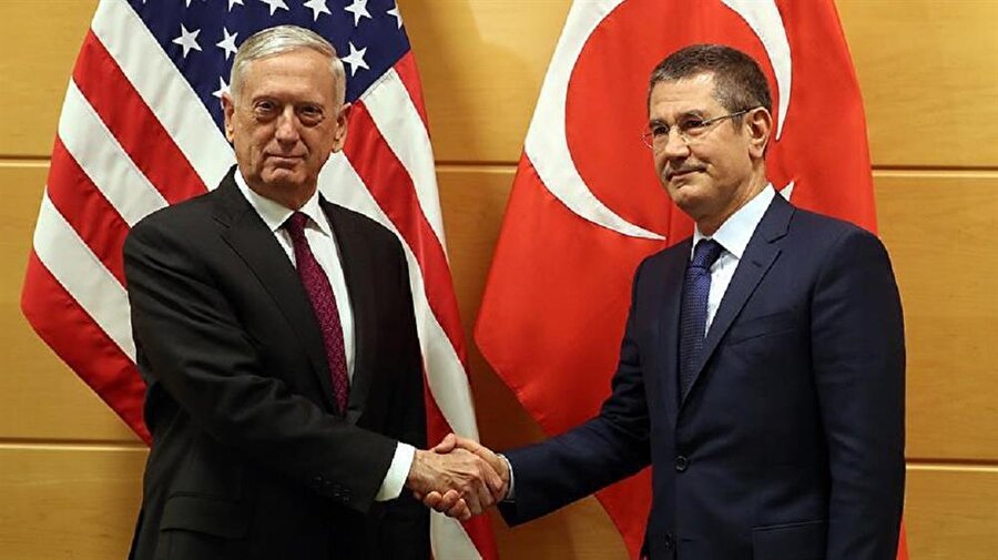 ​Milli Savunma Bakanı Canikli ile ABD'li mevkidaşı Mattis bir araya geldi