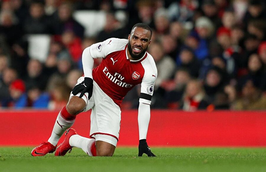 Arsenal'da sakatlık şoku: Lacazette en az 1 ay yok!