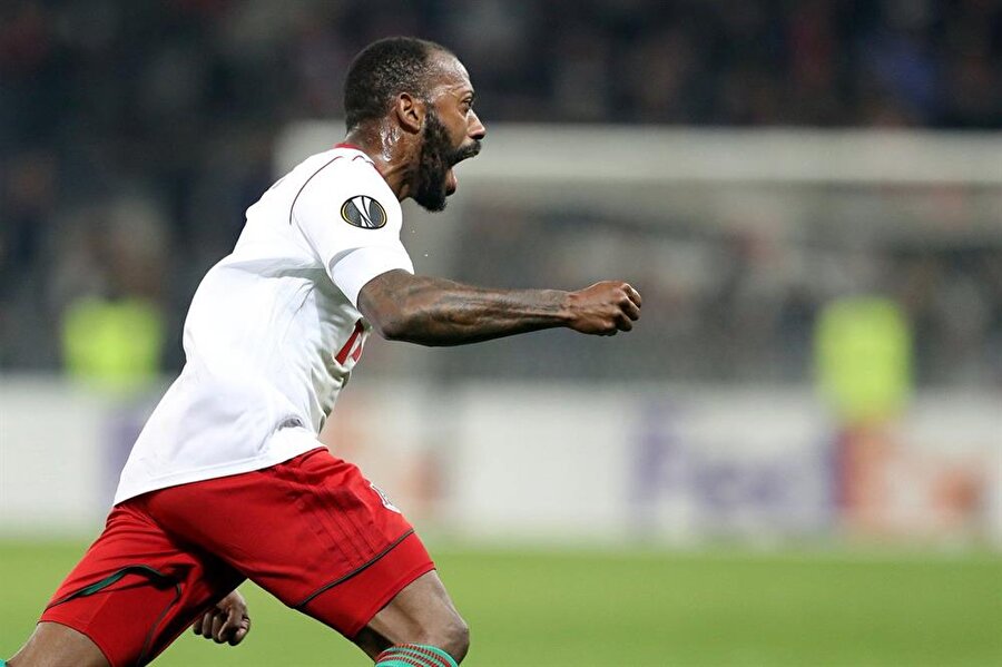 vrupa Ligi'nde gecenin adamı Manuel Fernandes oldu