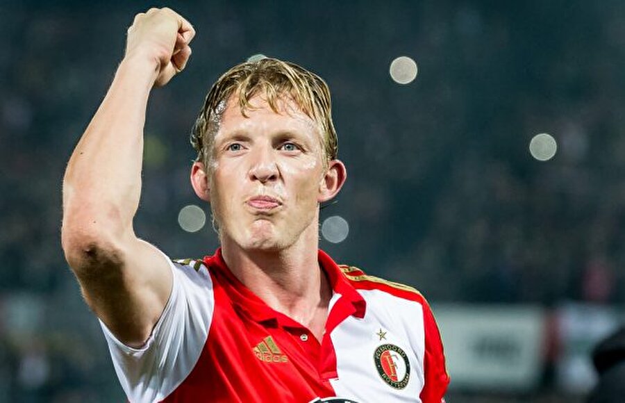 2006 yılında Hollanda Ligi Eredivisie'de gol kralı olan Kuyt, 1 Ağustos 2006'da İngiliz ekibi Liverpool'a transfer oldu.