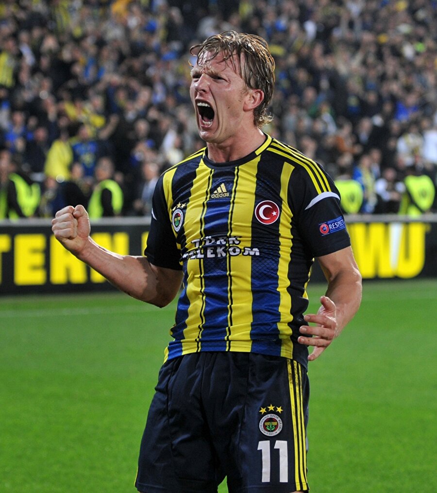 Üç sezon Fenerbahçe forması giyen Kuyt, 130 gol atıp 37 gol attı.