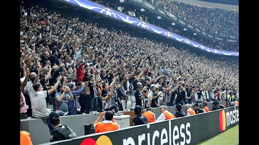 Beşiktaş için 12 bin km giden çılgın adanalı