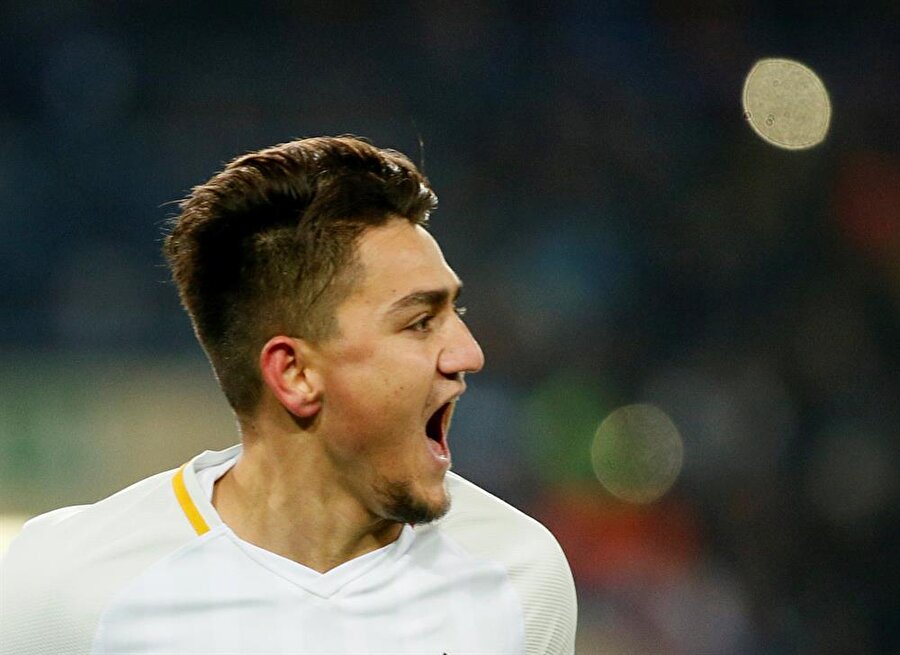 Cengiz Ünder, Şampiyonlar Ligi'ni de boş geçmedi!