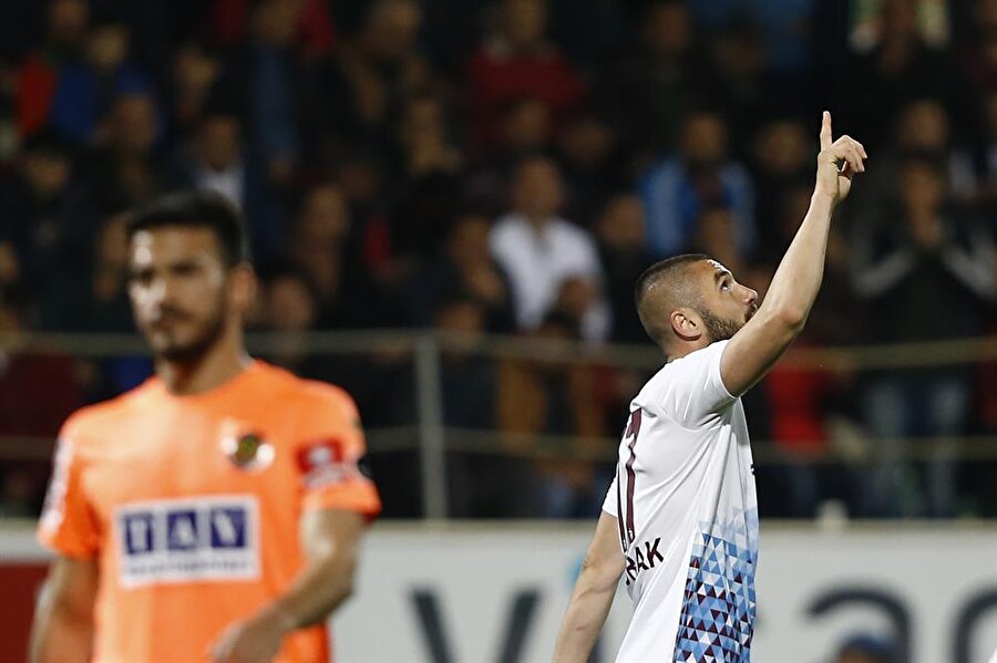 Burak Yılmaz'dan Gomis'e mesaj var