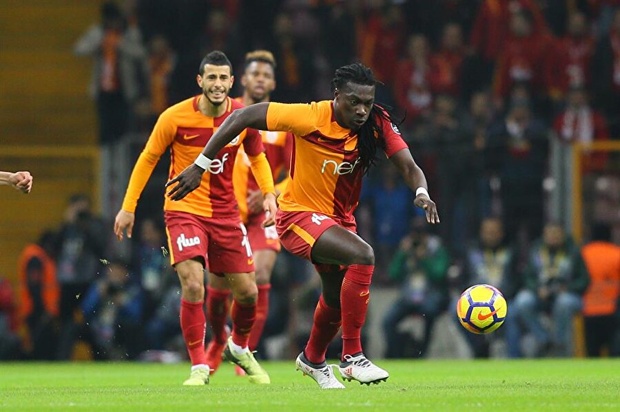 Gomis'ten ayakta alkışlanacak performans