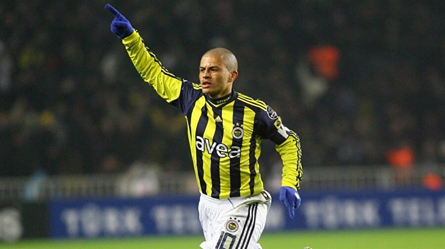 Alex de Souza'dan derbi paylaşımı