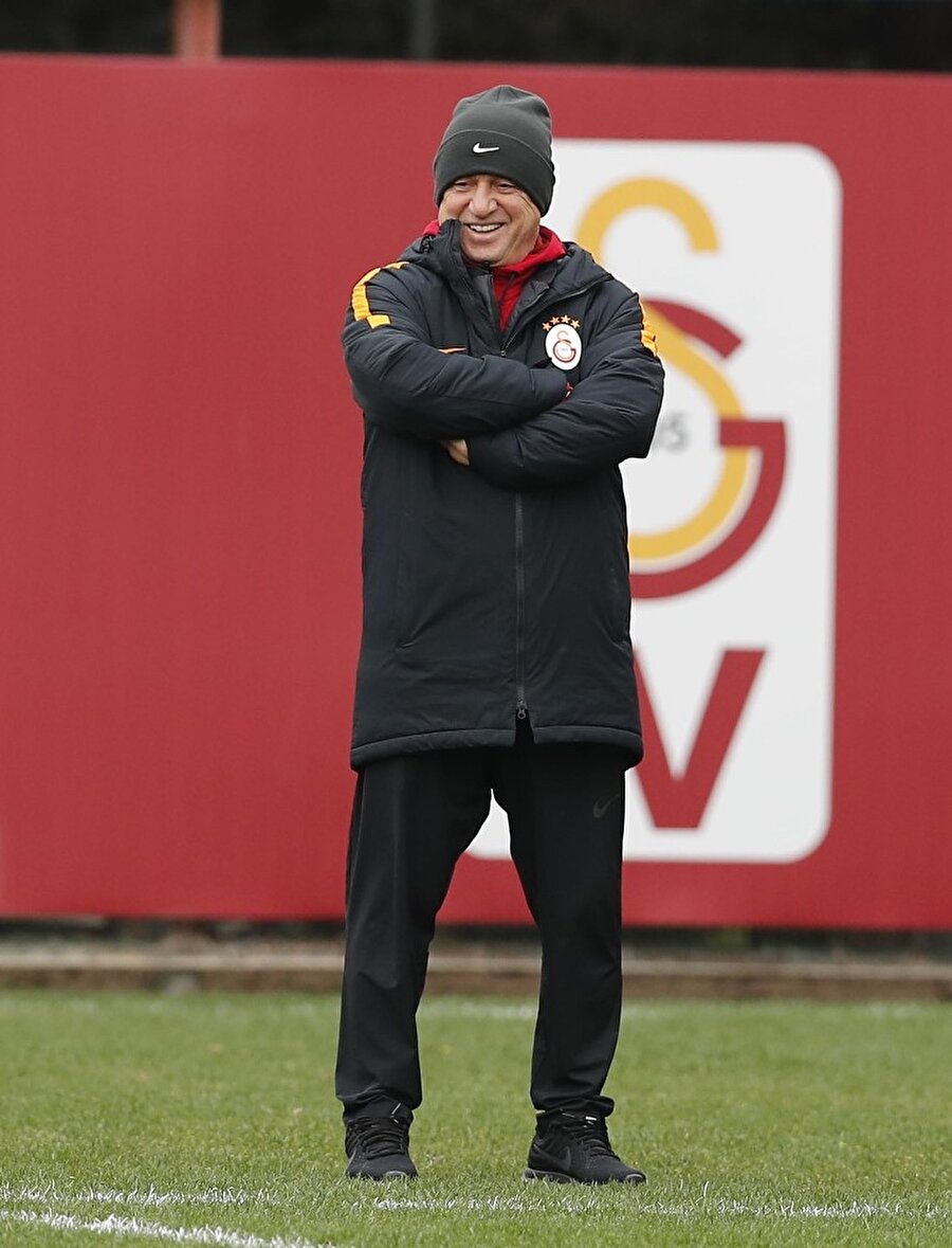 Fatih Terim'den tarihe geçecek uygulama