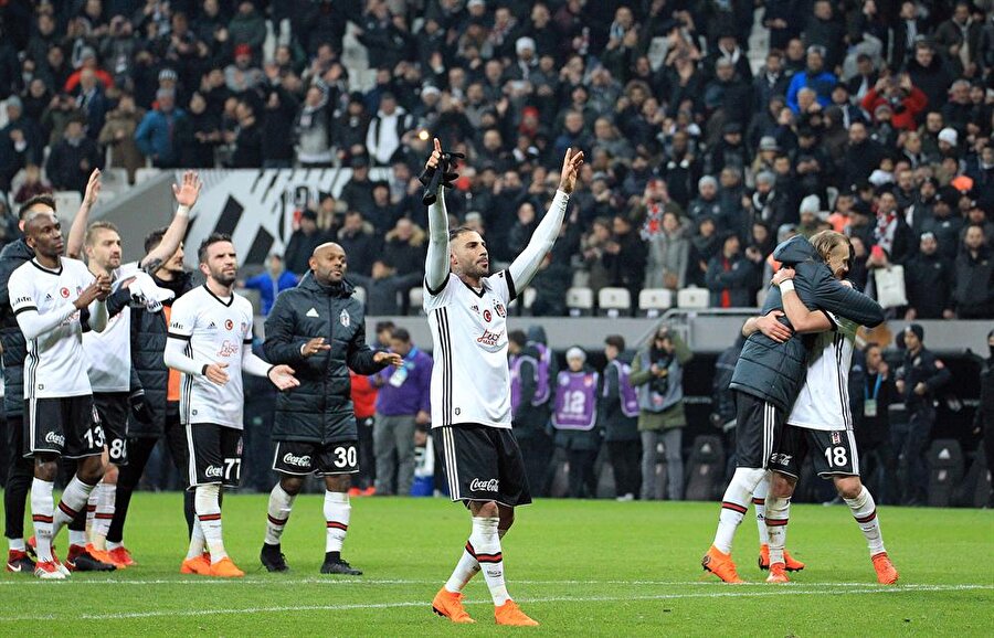 Beşiktaş'tan Quaresma'ya özel paylaşım: Ayağını dışı canımızın içi