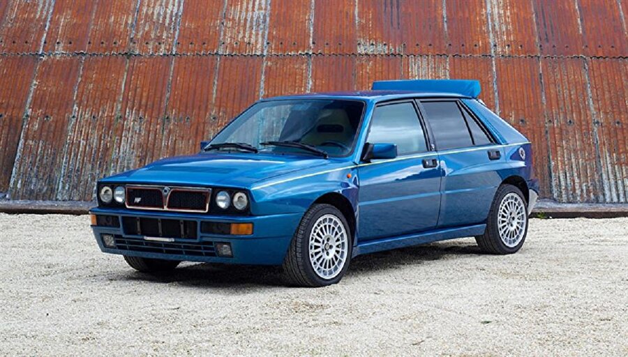 1993 Lancia Delta Integrale Evoluzione II lagos blue