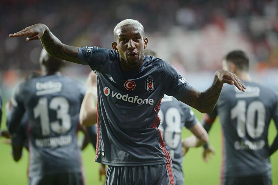 Talisca'da flaş gelişme! İmzayı attı