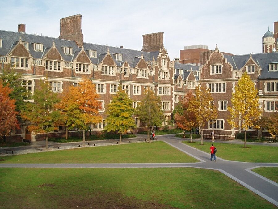 Pennsylvania Üniversitesi- Özgürlük Çanına ev sahipliği yapan Üniversite, hemşirelik alanında eğitim almak isteyenler için Philadelphia şehrinde yer almaktadır.
