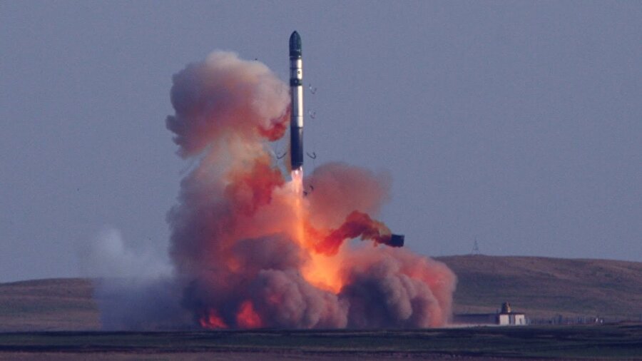 ABD'nin Rusya ve Çin ile rekabet için özel olarak geliştirdiği roket 'tehlike saçıyor.'