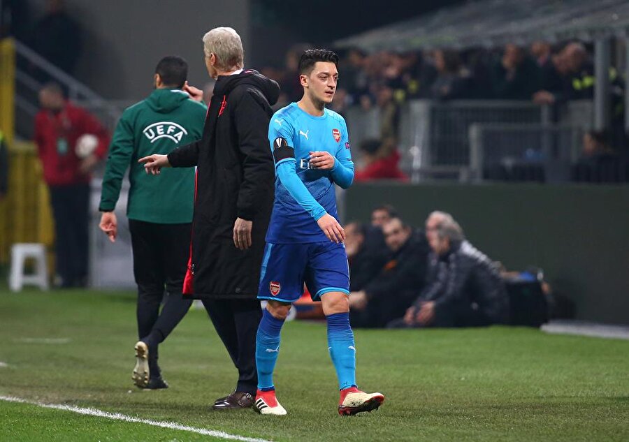 Mesut Özil.