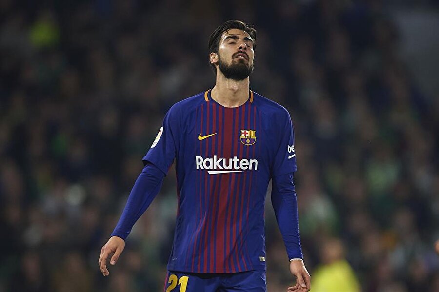 Andre Gomes.