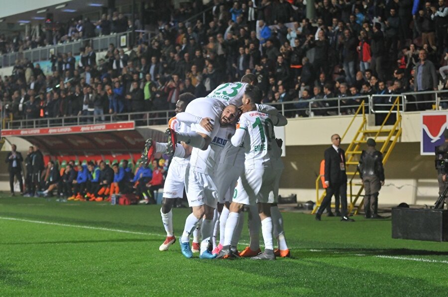 İtalyanlar Alanya'ya geldi! Peki, ama kim için?