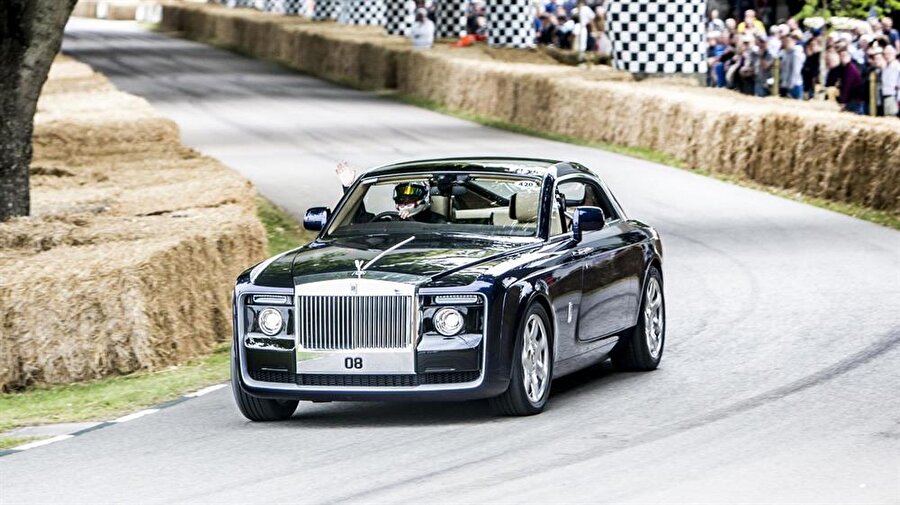 Rolls Royce Sweptail ( 13 milyon dolar ) 

                                    
                                    
                                
                                